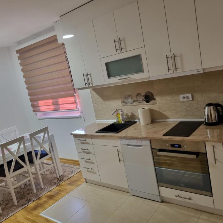 APARTMANI CEPERKOVIC - Apartment - 13