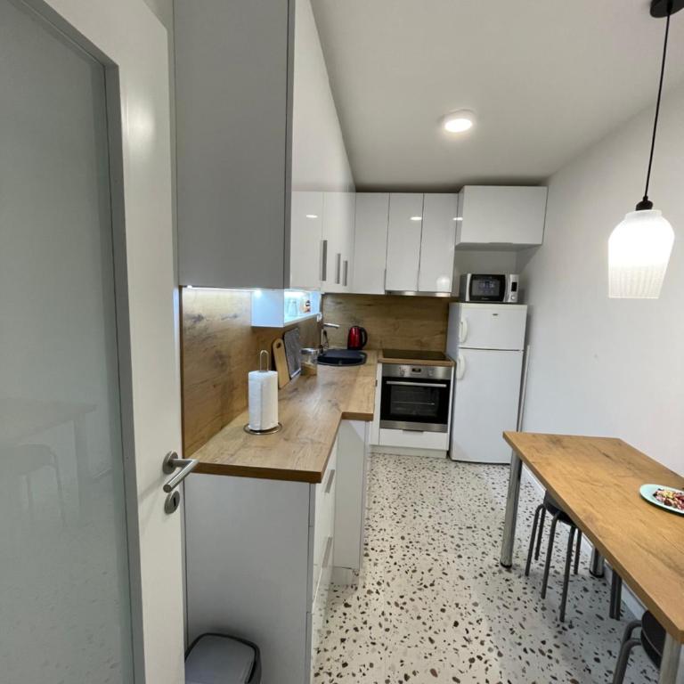 Amigi - Apartman sa 2 Spavaće Sobe - 13