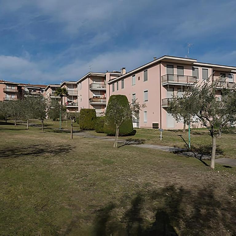 Natural chic - Close to city center and beach - parking - Appartamento - 12