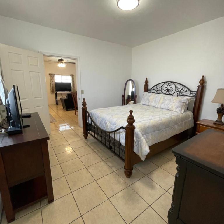 Seaside Adventure Lodging - Apartment with Sea View - 10