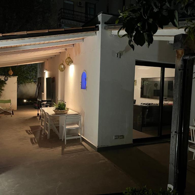 CASETTA BIANCA - Two-Bedroom House - 1
