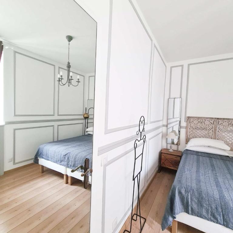 Via Vittoria Quattro - Two-Bedroom Apartment - 16