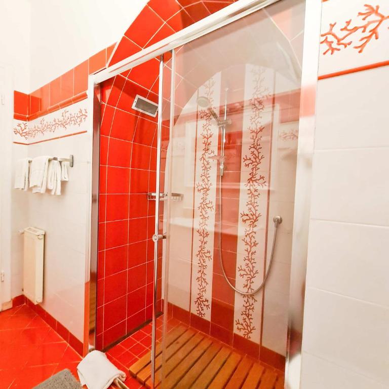Via Vittoria Quattro - Two-Bedroom Apartment - 13