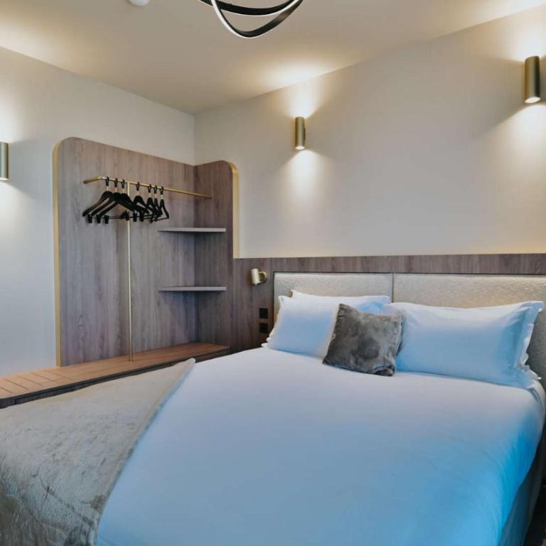 Keystone Hôtel & Spa - Chambre Double - Vue sur Jardin - 14