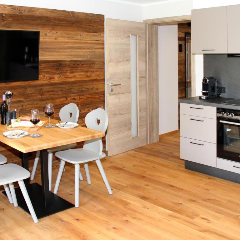 Bergzauber Alpin Suites - Skipiste - Private Sauna - Suite mit Bergblick - 7