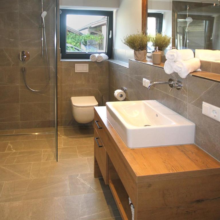 Bergzauber Alpin Suites - Skipiste - Private Sauna - Suite mit Bergblick - 12