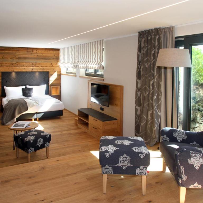 Bergzauber Alpin Suites - Skipiste - Private Sauna - Suite mit Bergblick - 1