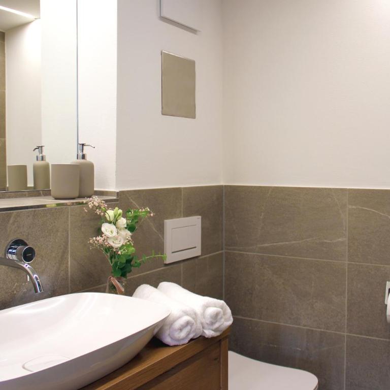 Bergzauber Alpin Suites - Skipiste - Private Sauna - Suite mit Bergblick - 11