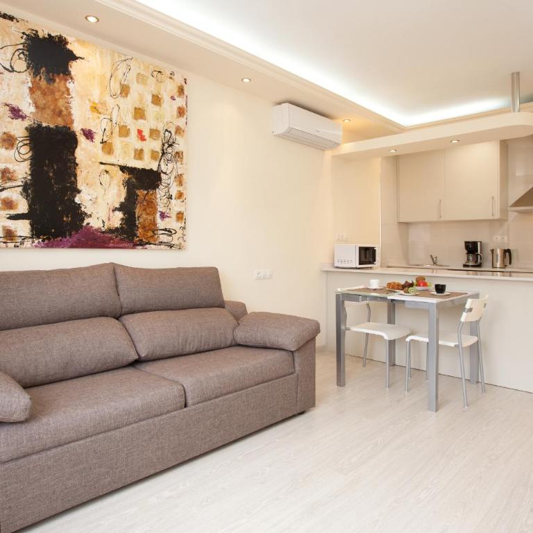 Barnapartments Rambla Cataluña - One-Bedroom Apartment - 10