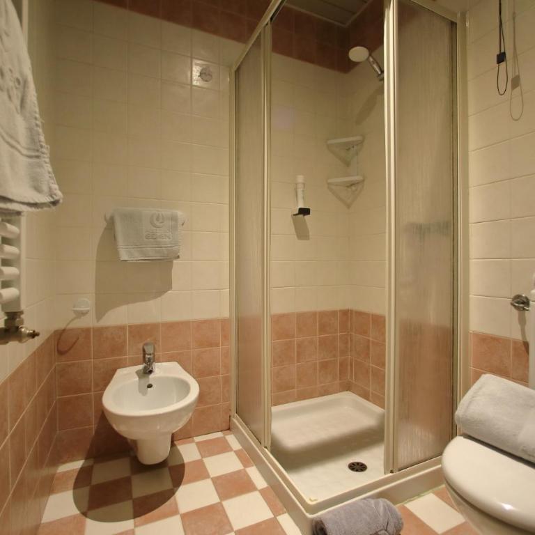 Hotel Eden - Camera Familiare - 4