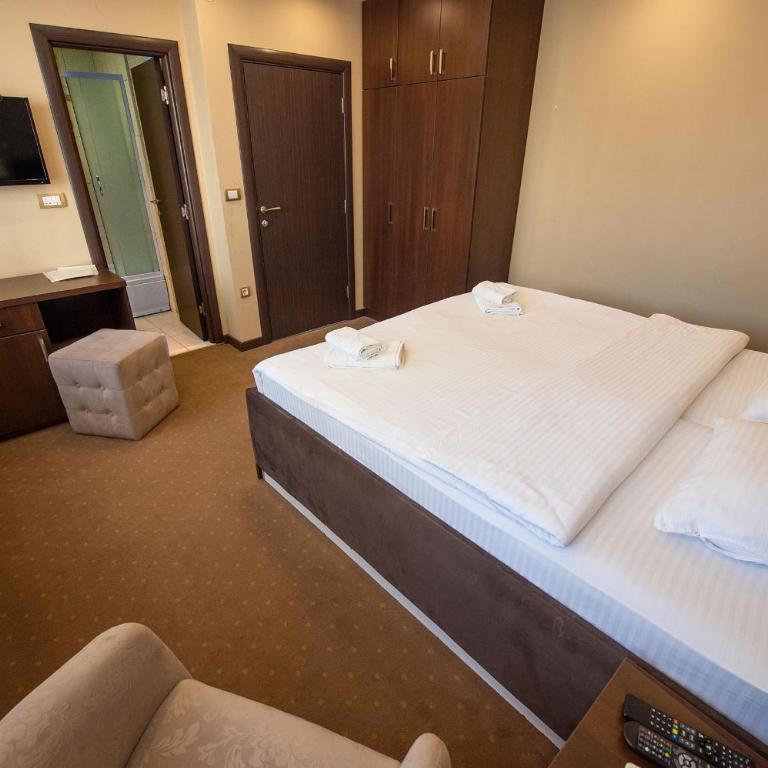 Apartments Depandans by Djokovic - Deluxe Double or Twin Room - 11
