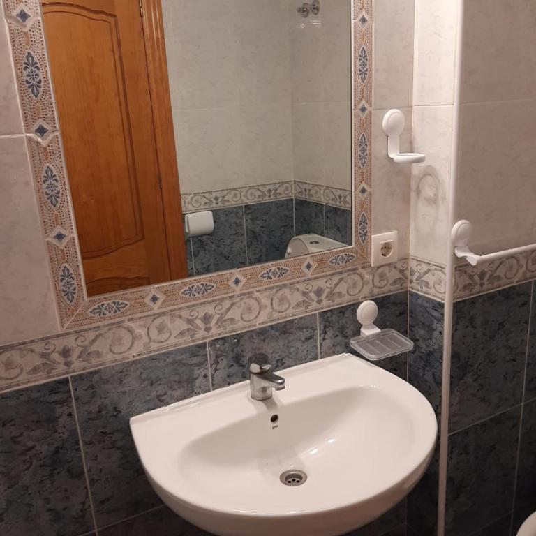 Apartamentos Turísticos Isla Grosa - Apartamento de 2 dormitorios (4-5 adultos) - 20