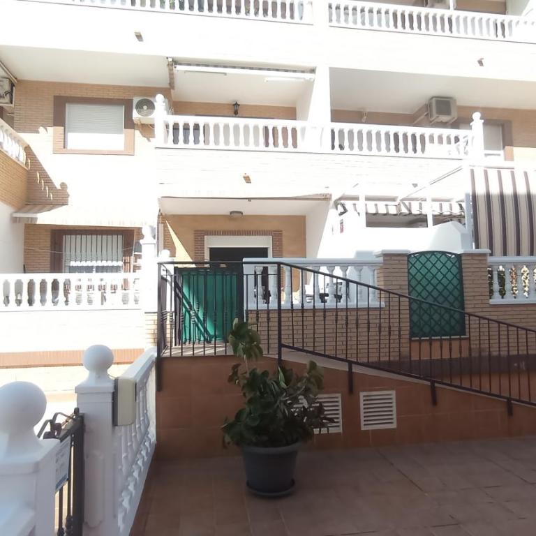 Villa Lucía - Apartamento de 2 dormitorios con vistas a la piscina - 14
