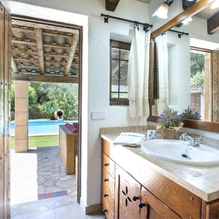 Owl Booking Villa Can Demana - Retreat in the Midst of Nature - Villa con piscina privada - 34