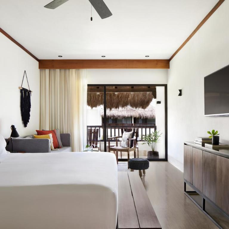 Aluna Resort Tulum - Essential King Room with Balcony - 2