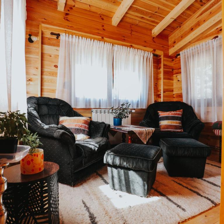 Momo's House - Three-Bedroom Villa - 9