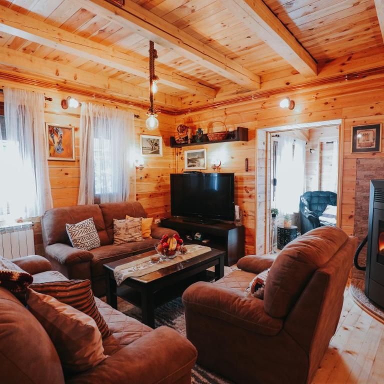 Momo's House - Three-Bedroom Villa - 12