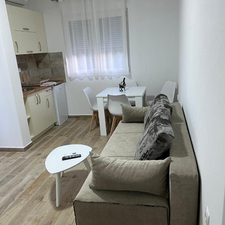 Relax Apartmani - Apartman sa Terasom - 10