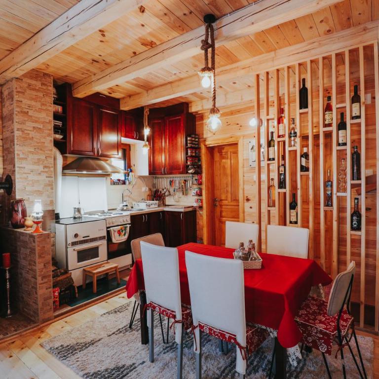 Momo's House - Three-Bedroom Villa - 21