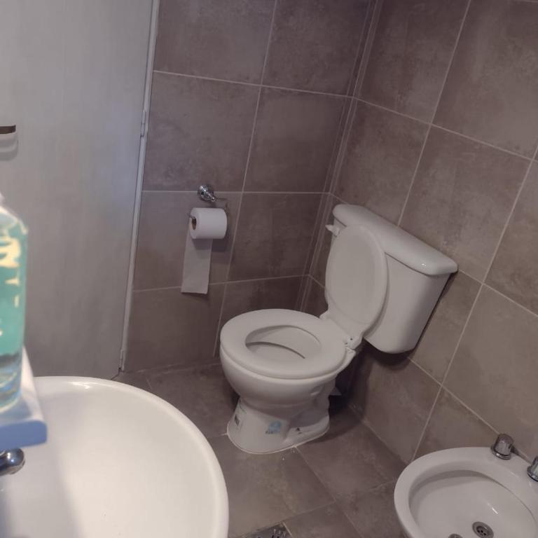 Alquileres Viviana - Apartamento de 2 dormitorios con vistas a la ciudad - 1