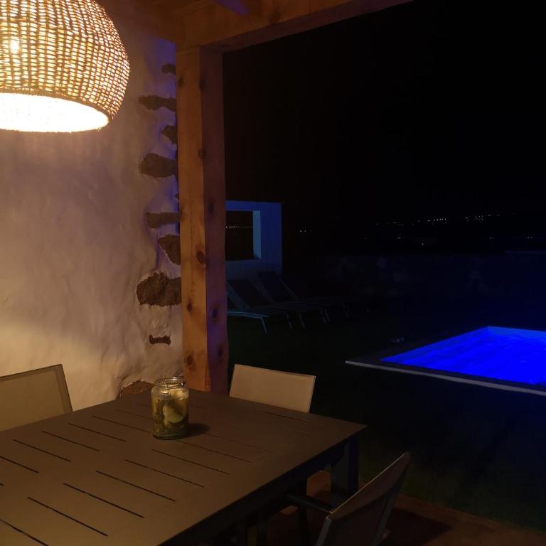 Villa Los Volcanes - Three-Bedroom Villa - 23
