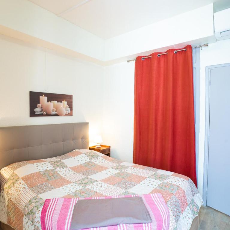 Appartement Les Halles , Climatisation, Terrasse, Garage - Apartment mit 2 Schlafzimmern - 14