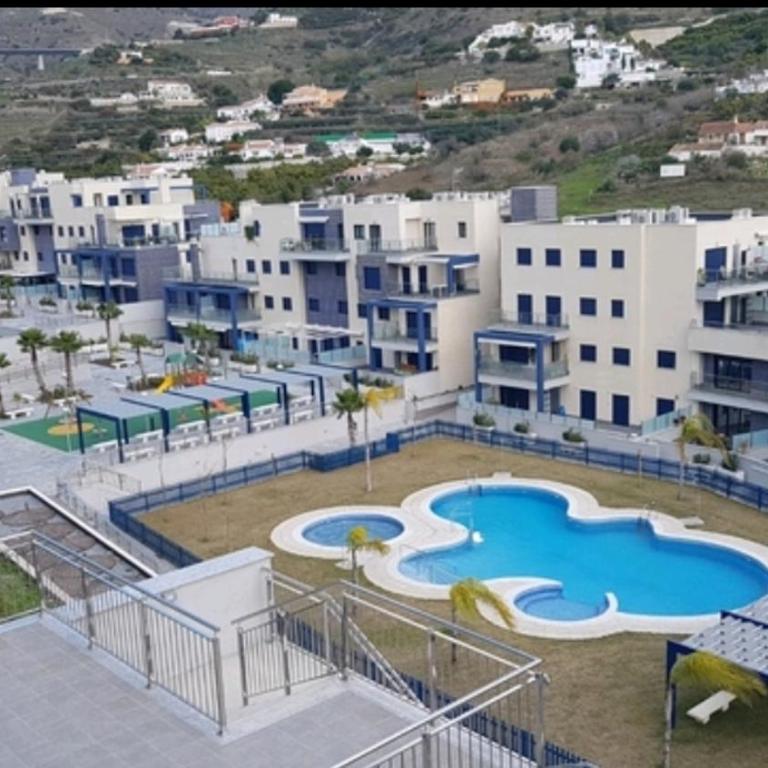 Vistas al Mar y parking gratis - Apartamento de 3 dormitorios - 45
