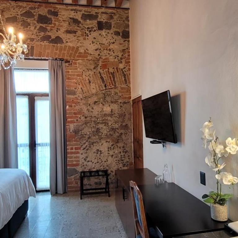 Milo Collection Hotel - Suite Deluxe - 4
