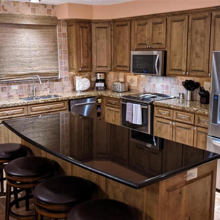 Luxury Condo Bella Sirena 405-C - Unmatched Views Over the Pool to the Sea - Apartment with Sea View - 10