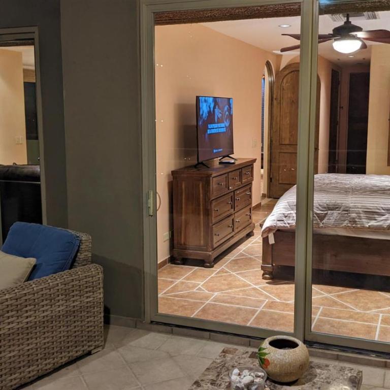 Luxury Condo Bella Sirena 405-C - Unmatched Views Over the Pool to the Sea - Apartment with Sea View - 38