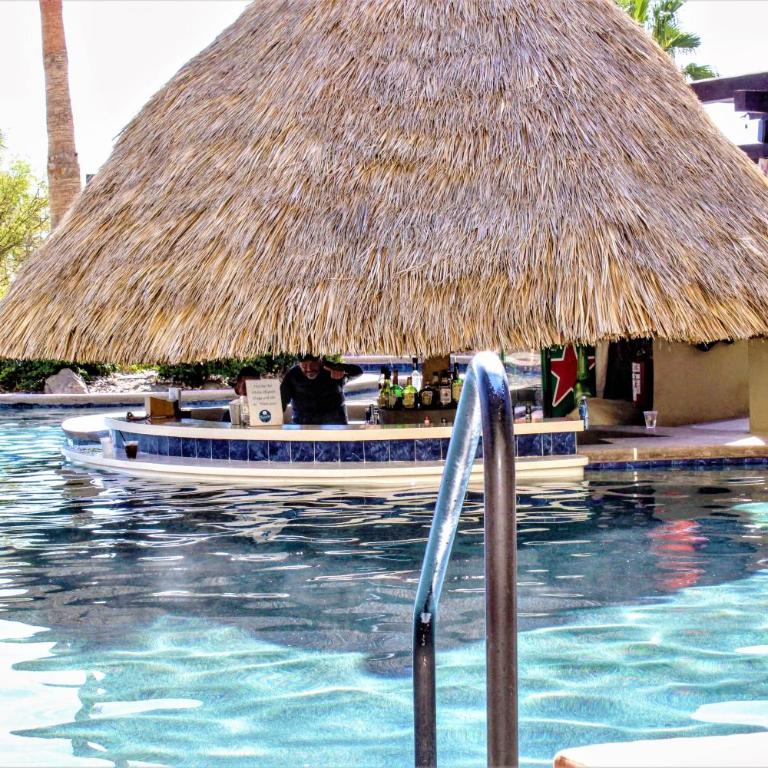 Luxury Condo Bella Sirena 405-C - Unmatched Views Over the Pool to the Sea - Apartment with Sea View - 56