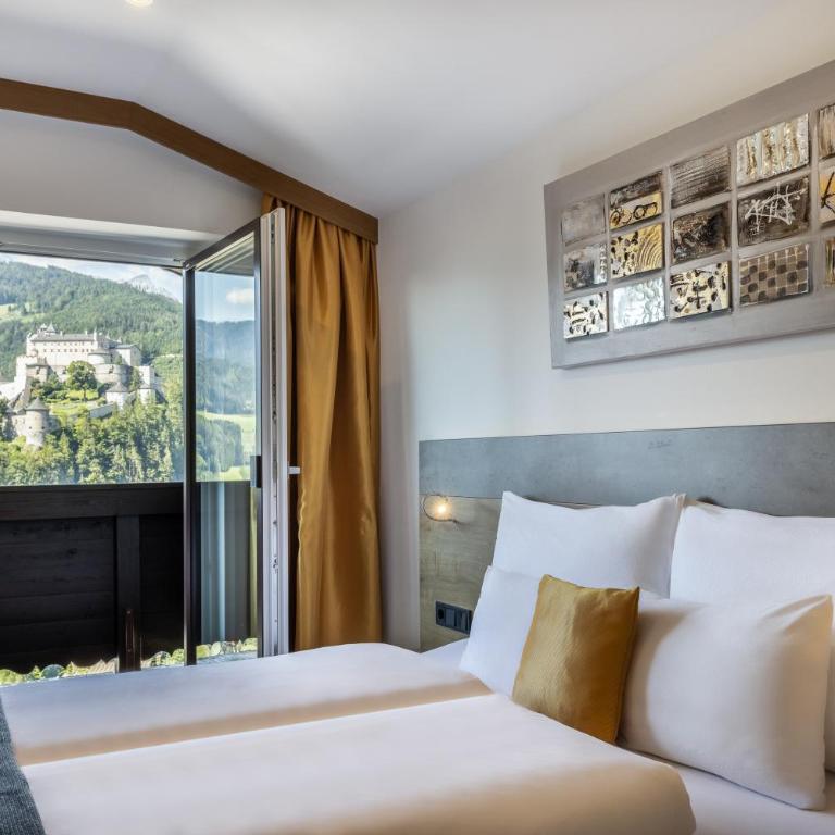 Der Burgblick-Adults Only 24 H Self Check In - Chambre Double Deluxe avec Balcon - Vue sur Château - 3