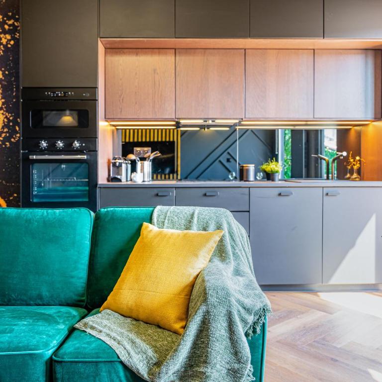LOFT EN VILLE - Duplex Terrasse coeur historique avec vue dégagée & Parking souterrain Offert - Appartement Deluxe - 12