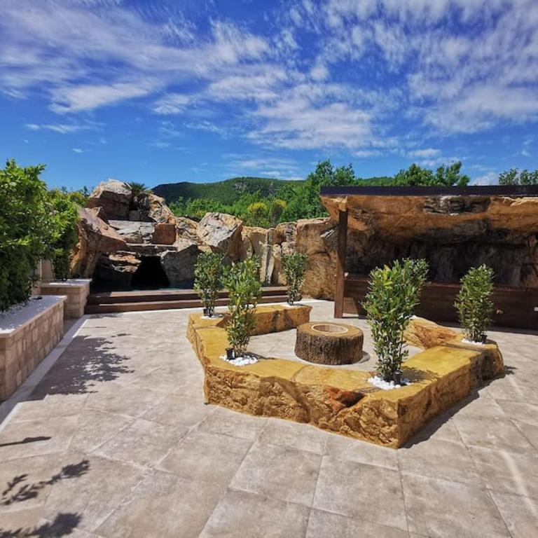 Montenegro Royal 2 Bedroom Apartment - Two-Bedroom Apartment - 7