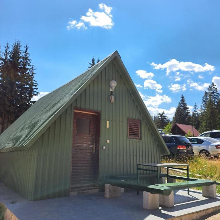 Apartments Razvršje - Family Bungalow - 1