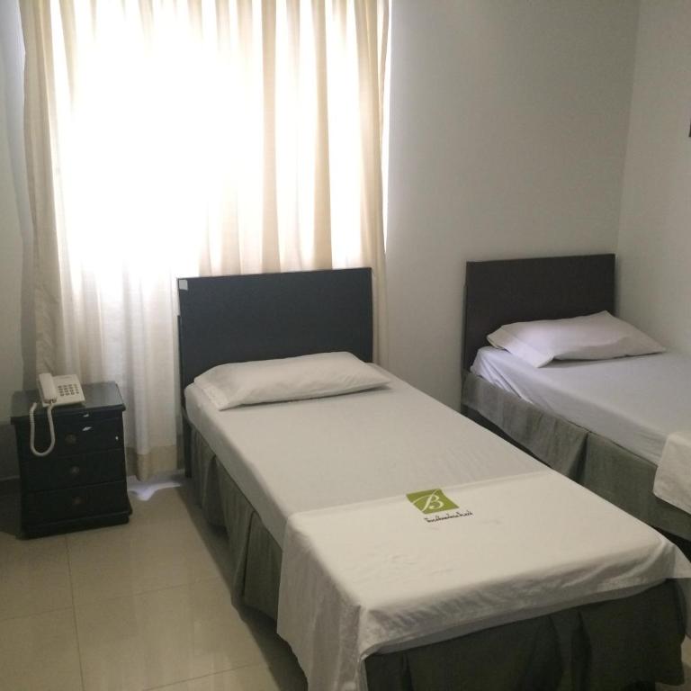 Hotel Bucaramanga Plaza - Habitación Triple con aire acondicionado - 3
