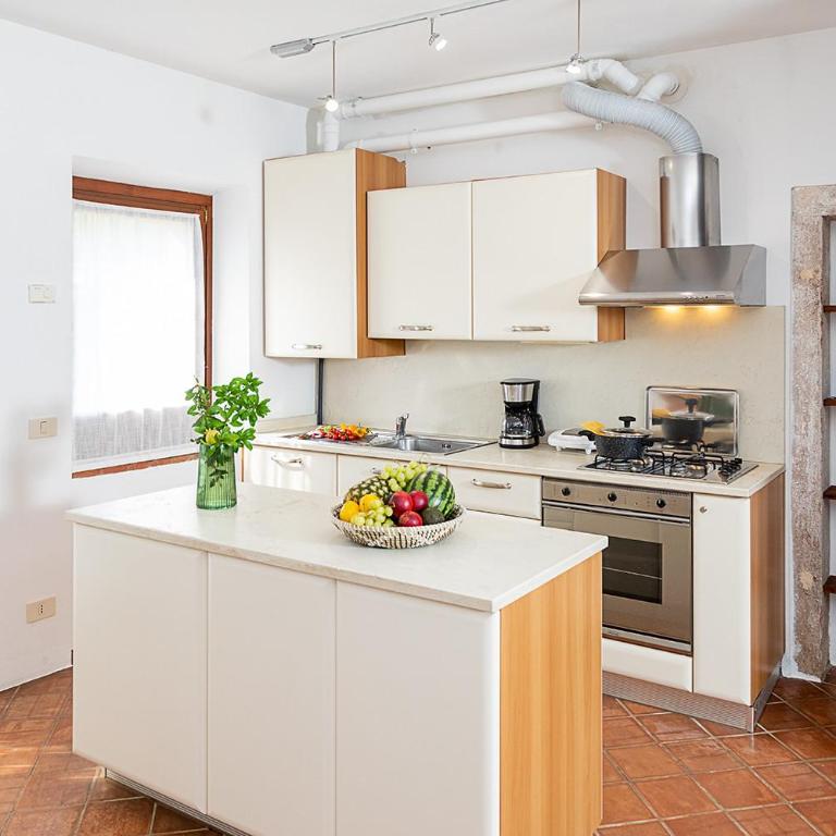 COUNTRYHOUSE NOCINO - Regarda Travel - Casa a Schiera con 2 Camere da Letto - 11