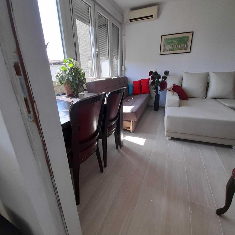 Blue Aura - One-Bedroom Apartment - 5