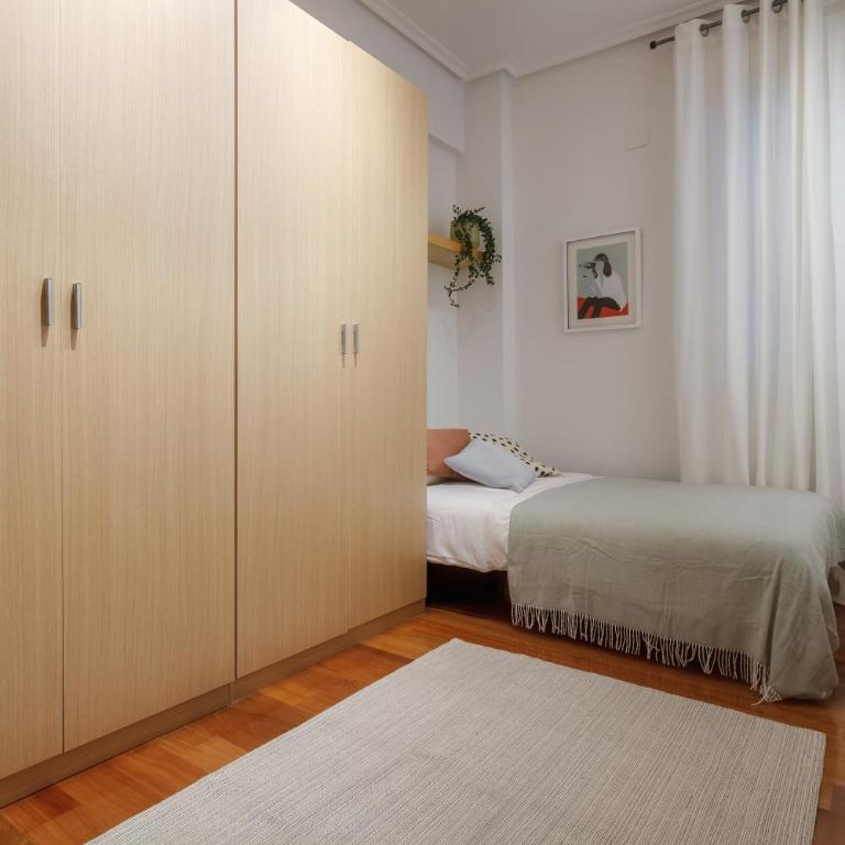 Fernandez Campo, Vivienda Turística Céntrica Reformada con Wifi - Two-Bedroom Apartment - 7