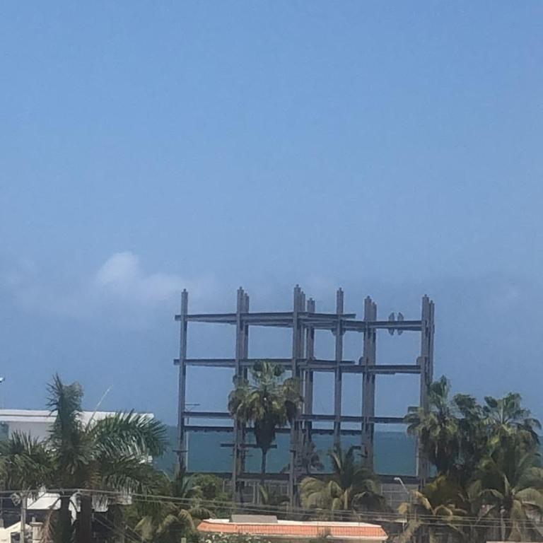 HERMOSO DEPARTAMENTO A UNOS PASOS DE LA PLAYA - Three-Bedroom Apartment - 4