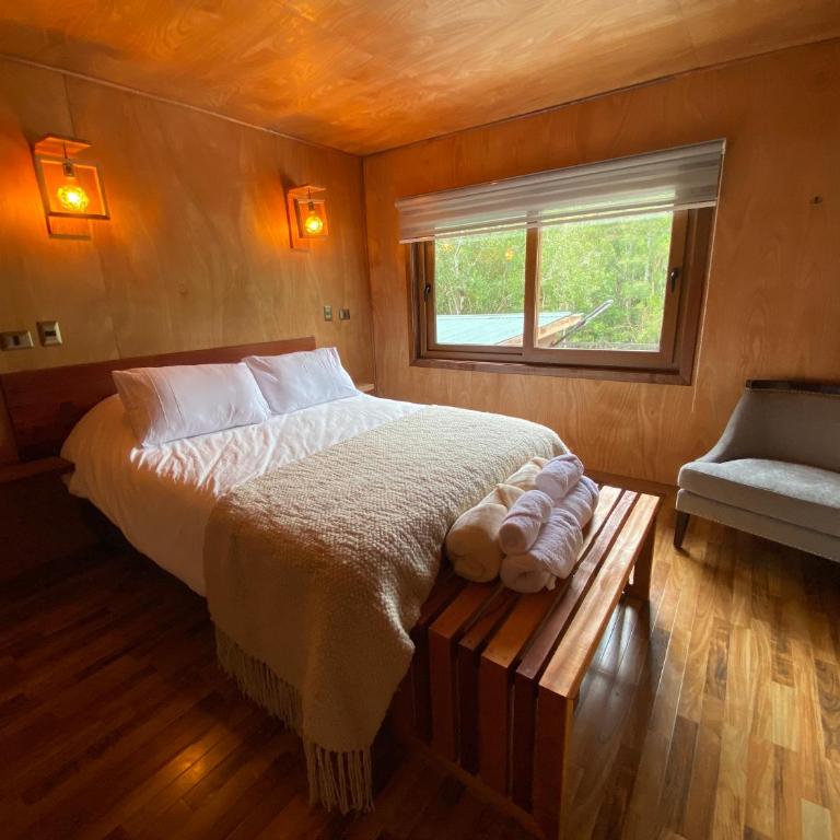 Illi Lodge & Hostel - Double or Twin Room with Private Bathroom - 1