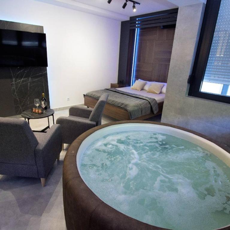 Jacuzzi Sauna SelfCheckIn Mystic - One-Bedroom Apartment - 5