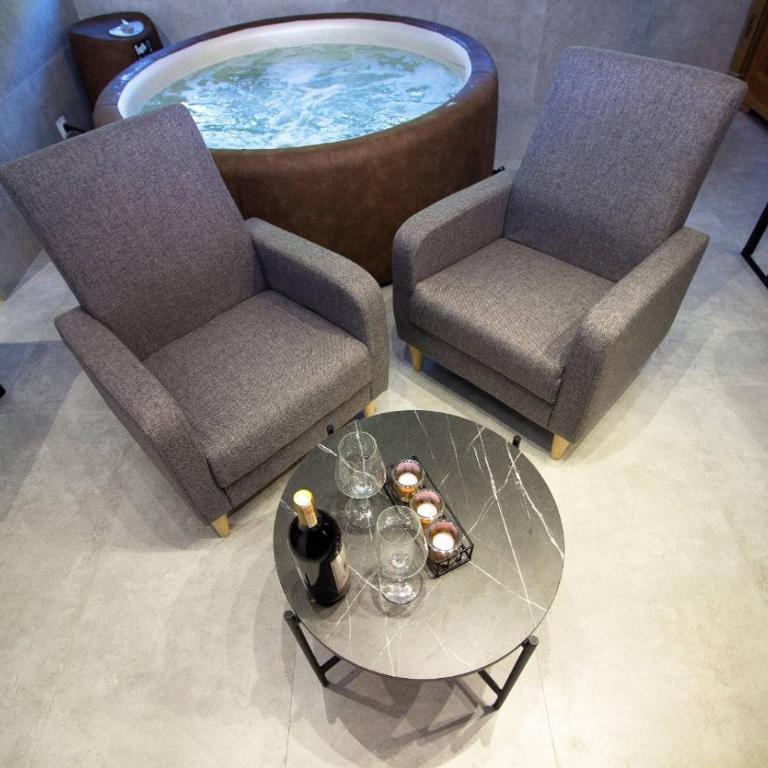 Jacuzzi Sauna SelfCheckIn Mystic - One-Bedroom Apartment - 6
