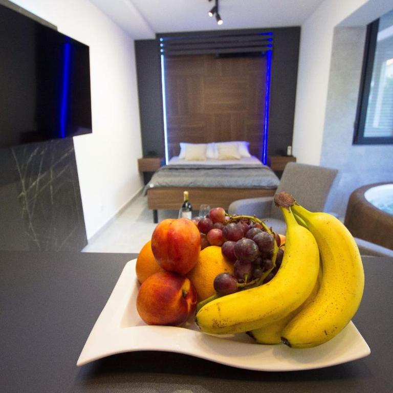 Jacuzzi Sauna SelfCheckIn Mystic - One-Bedroom Apartment - 28