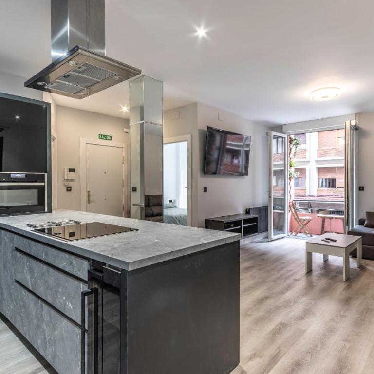 Eguia Home Bilbao - Three-Bedroom Apartment - 1