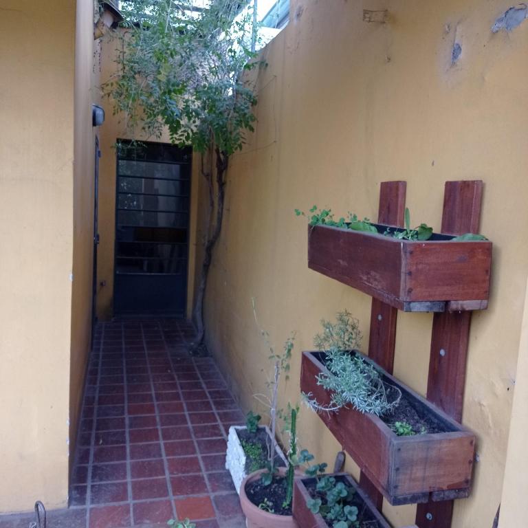 Habitación de huéspedes con entrada independiente - Double Room with Pool View - 18