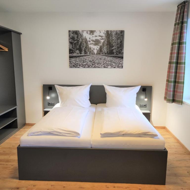 Hotel Am Gleis 1 - Self-Check-In - Standard Doppelzimmer - 2