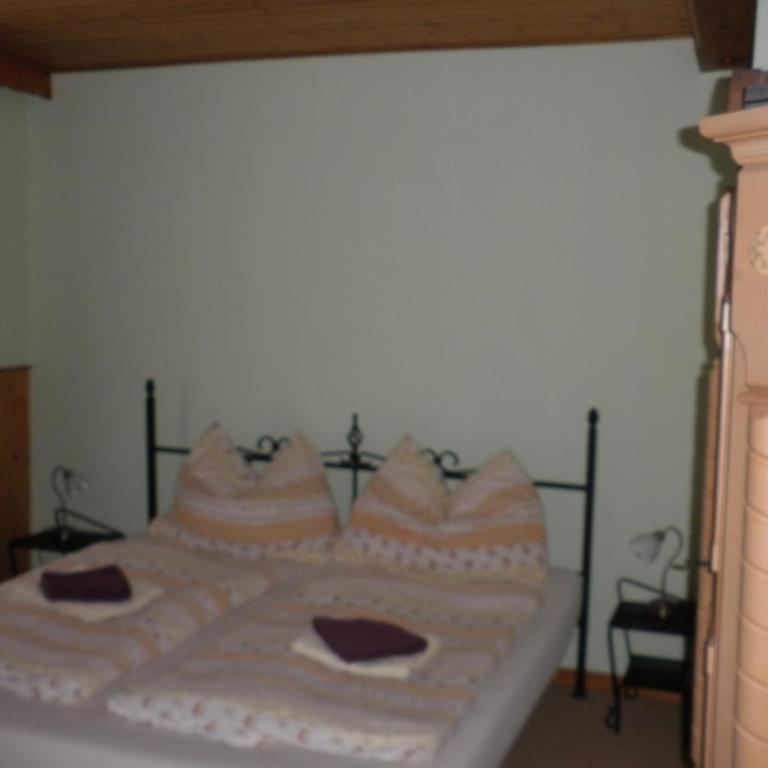 Alpenpension - Doppelzimmer - 4