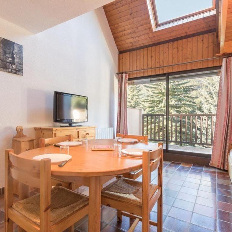Duplex 6 pers avec mezzanine et parking à Serre-Chevalier, Saint-Chaffrey - Appartement 1 Chambre - 6