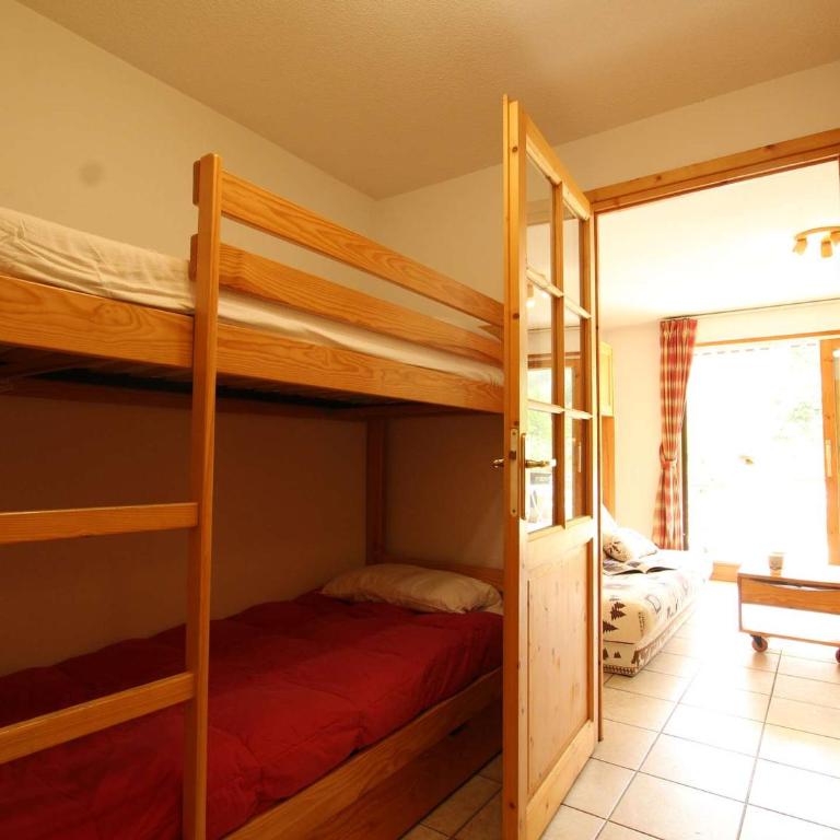 Studio lumineux avec terrasse sud. Serres-Chevalier, 4 personnes, équipements complets. - Appartement 1 Chambre - 13